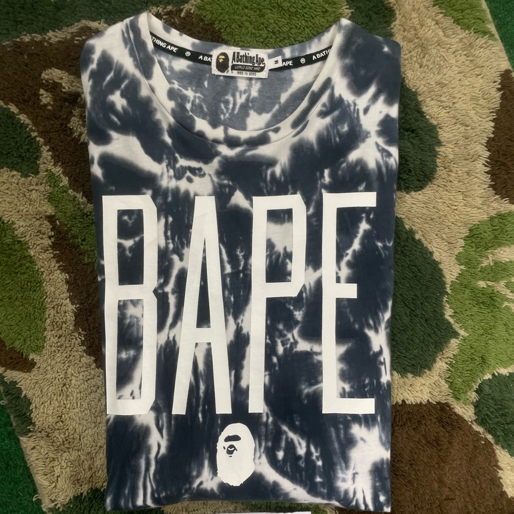 A Bathing Ape Tiedye Bape Spellout Tee Shirt Medium
